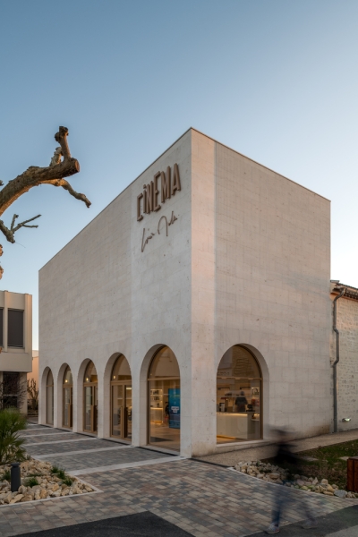 Расширение кинотеатра имени Луи Малле в городе Прайссак, Франция