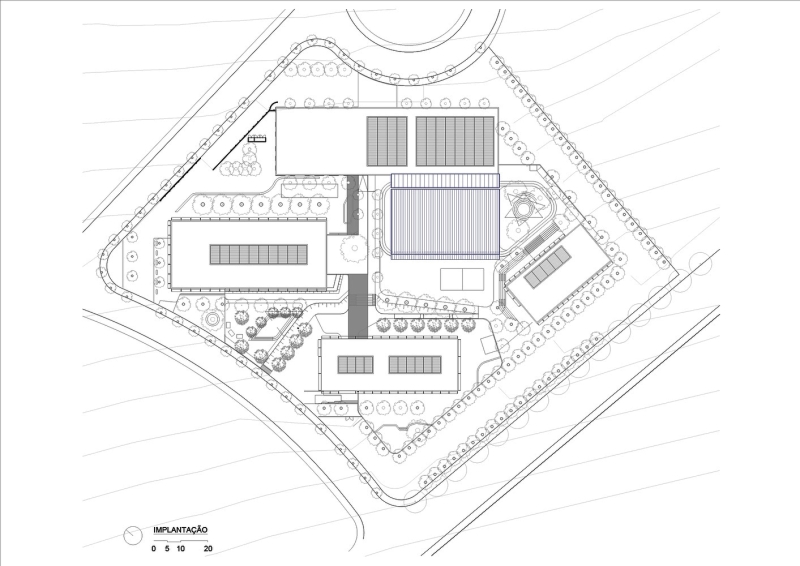 Спортивная площадка для колледжа в городе Рибейран-Прету, Бразилия