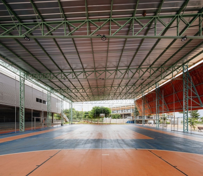 Спортивная площадка для колледжа в городе Рибейран-Прету, Бразилия