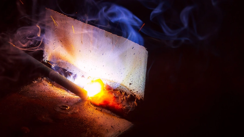 Как научиться варить сваркой