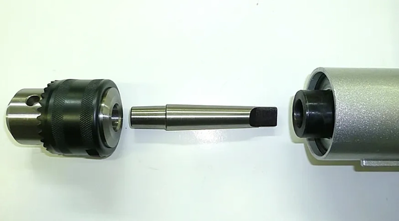 Как поменять патрон на дрели или шуруповерте