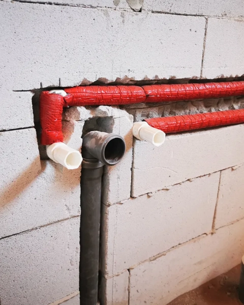 Как сделать разводку труб в ванной