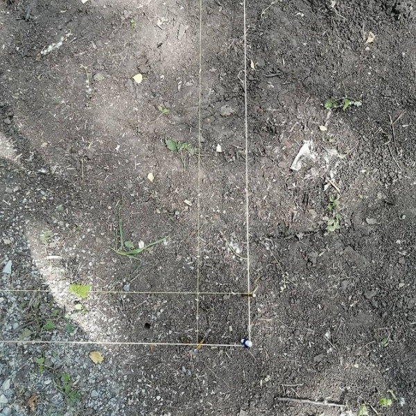 Как залить ленточный фундамент своими руками: пошаговая инструкция