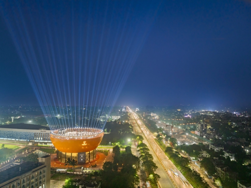 Новый Центр для игры в бадминтон в форме волана, Индия